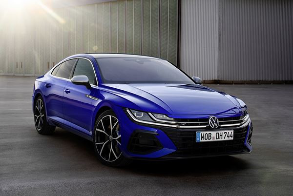 La Volkswagen Arteon R embarque une motorisation TSI 2.0 litres de 320 ch