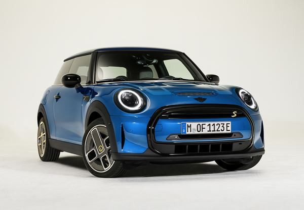 La Mini Electric s'offre quelques retouches stylistiques