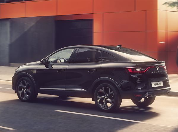Le SUV Coupé Renault Arkana adopte une motorisation hybride E-Tech Hybrid 145