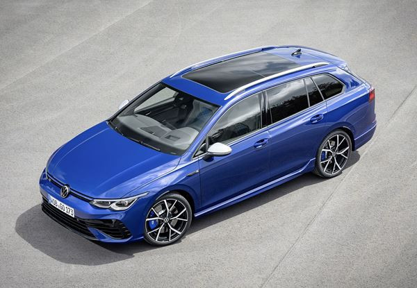 Le break Volkswagen Golf R SW 2.0 litres TSI débite une puissance de 320 ch