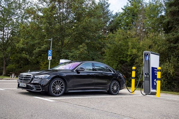 La Mercedes Classe S plug-in hybrid affiche une autonomie électrique de plus de 100 km
