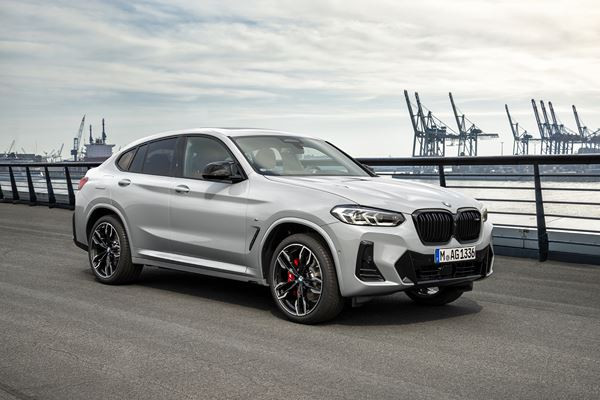 Le Sport Activity Coupé BMW X4 restylé en approche