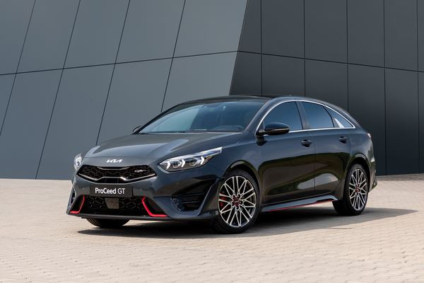 La Kia ProCeed restylée s’offre une nouvelle face avant