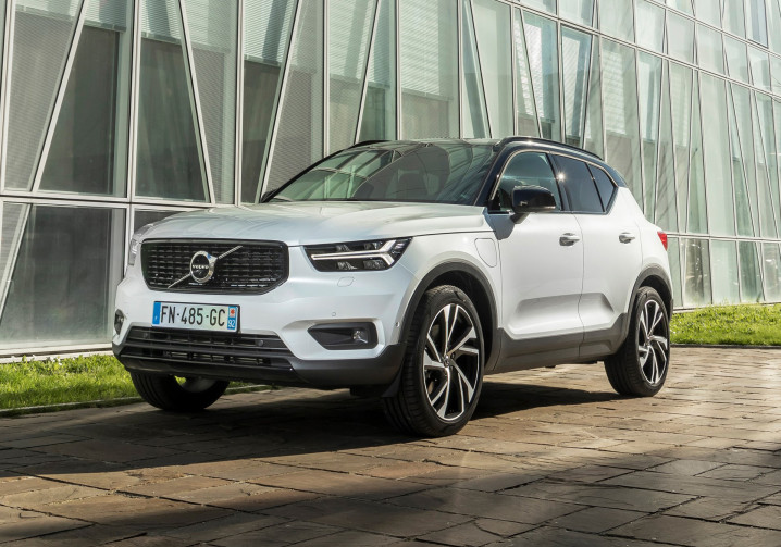 Le SUV compact Volvo XC40 s’offre quelques légères retouches de style
