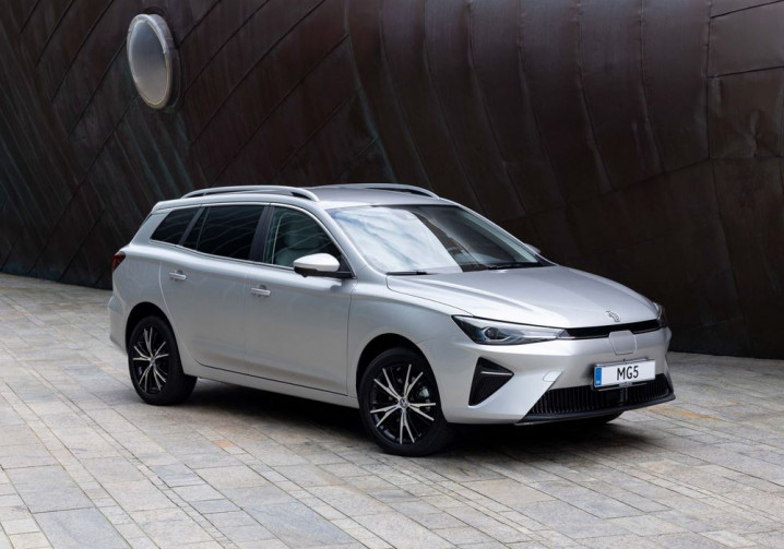 Le break électrique de taille intermédiaire MG5 offre une autonomie de 400 km