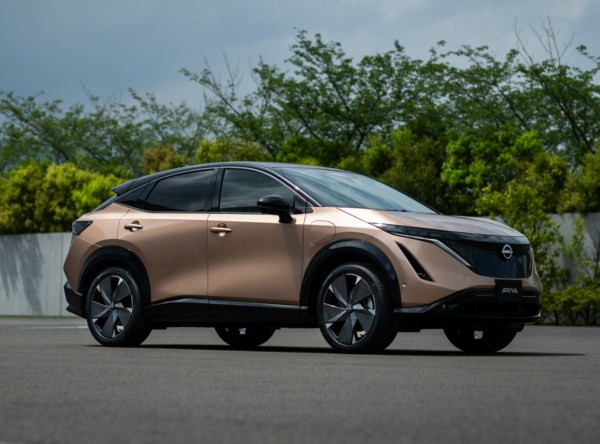 Le crossover coupé électrique Nissan Ariya revendique une autonomie de 520 km WLTP