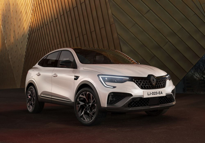 Le SUV coupé du segment C Renault Arkana « Nouvelle Vague » en approche