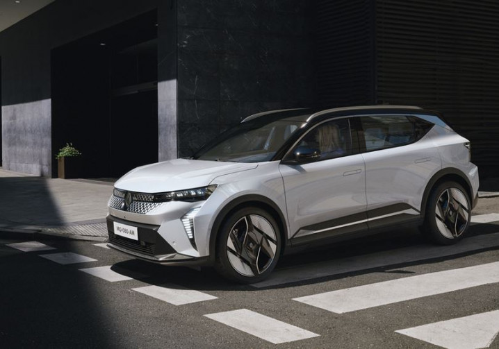 Le Renault Scénic E-Tech Electric 87 kWh affiche une autonomie WLTP jusqu'à 625 km