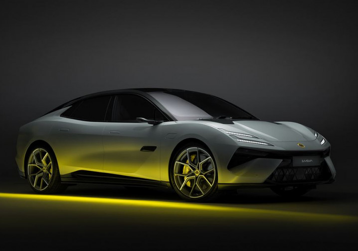 L'Hyper-GT électrique Lotus Emeya fait partie des GT électriques les plus rapides au monde