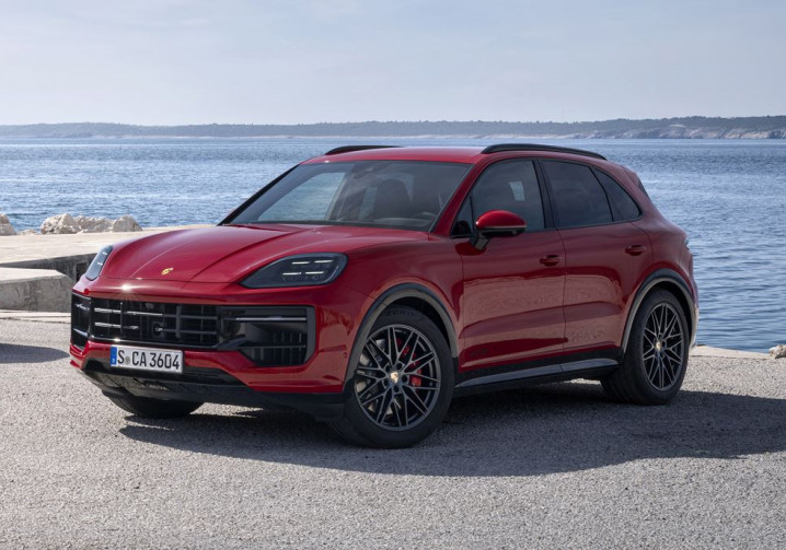 Le Porsche Cayenne GTS équipé d'un moteur V8 délivre une puissance de 500 ch