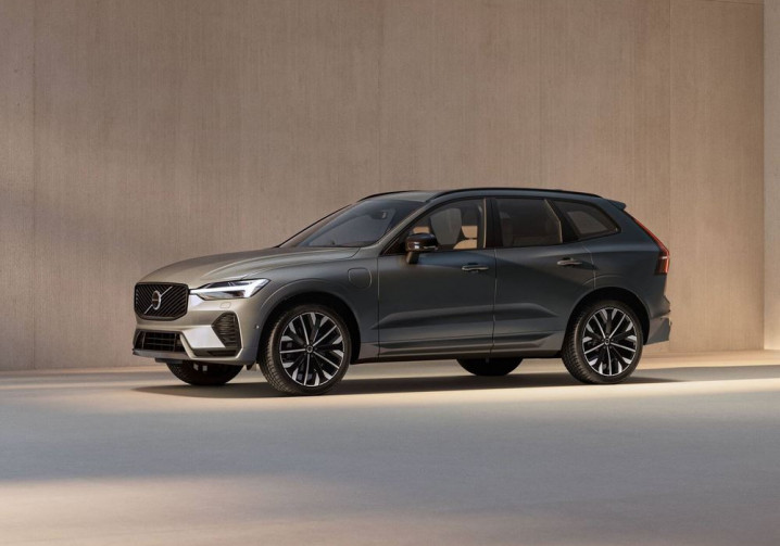 Le SUV Volvo XC60 s'offre des mises à niveau