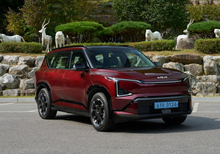 Le SUV électrique du segment C Kia EV5 affiche une silhouette affirmée