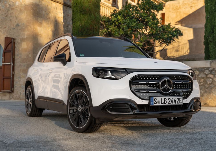 Le Mercedes-Benz GLB Electrique repose sur une architecture à 800 volts