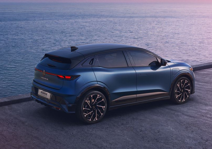 La Renault Mégane E-Tech electric mise à jour revendique jusqu'à 500 km d'autonomie WLTP