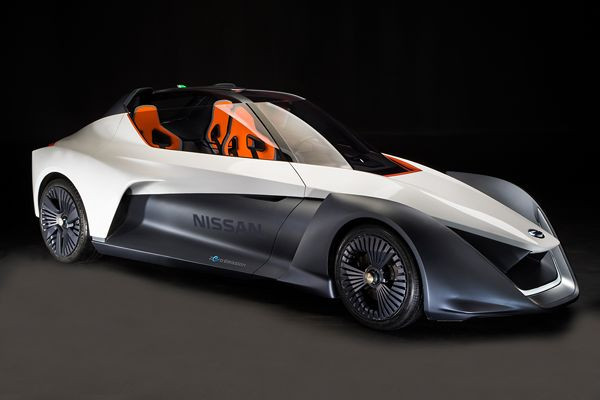 Nissan BladeGlider: un prototype de véhicule électrique hautes performances