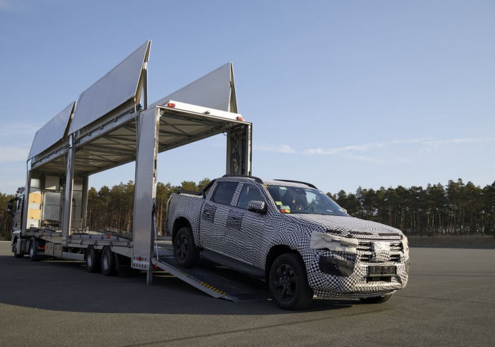 Le pick-up Volkswagen Amarok aussi à l’aise hors des sentiers battus que sur l’asphalte