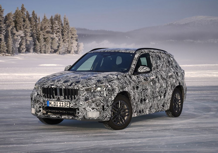 Le SAV BMW iX1 électrique achève ses tests dynamiques hivernaux