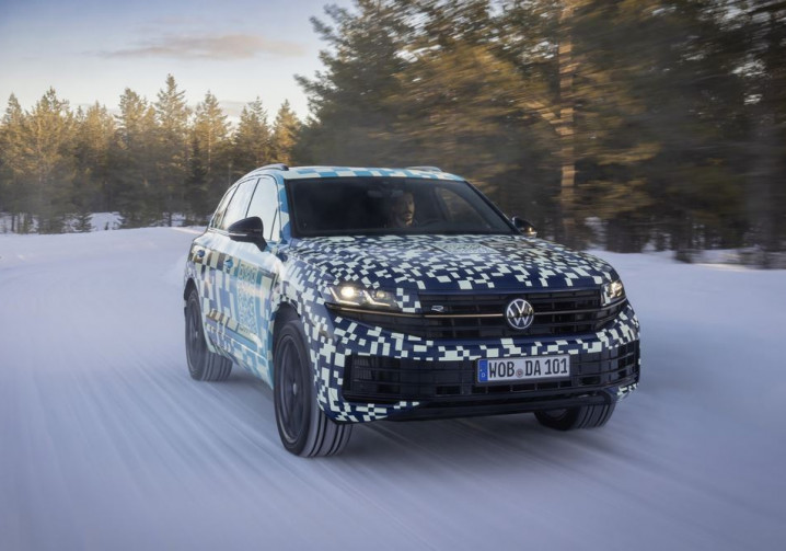 Le SUV Volkswagen Touareg mis à jour finalise ses essais à proximité du cercle artique