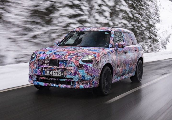 Le Mini Countryman électrique de nouvelle génération en phase de test