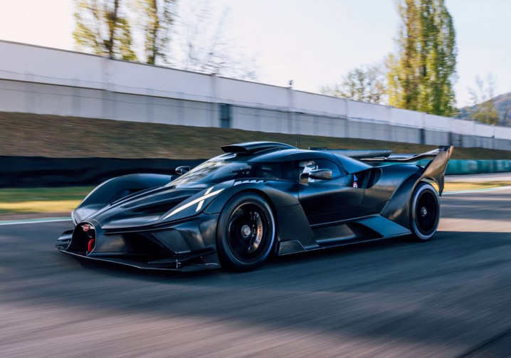 L'hypersportive ultralégère à moteur W16 Bugatti Bolide entre dans sa phase de tests