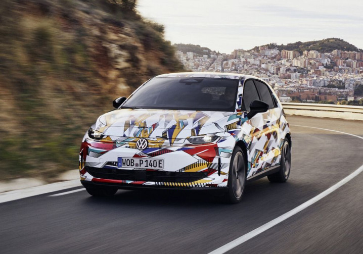 La Volkswagen ID. Polo électrique parcourt ses derniers kilomètres d'essai avant la production en série