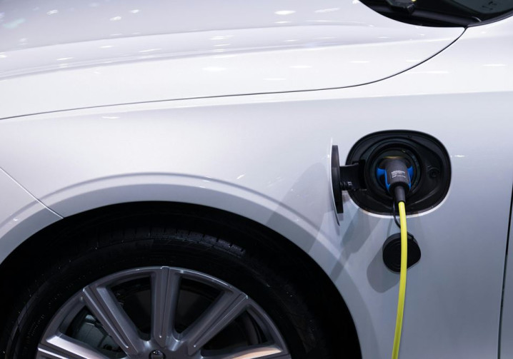 4,26 % des immeubles existants équipés d'une infrastructure collective de recharge électrique au premier trimestre 2025