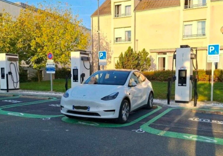 192 008 points de recharge électrique ouverts au public en France (03/2026)