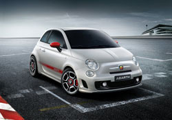 Fiat présente la 500 Abarth en première mondiale à Genève