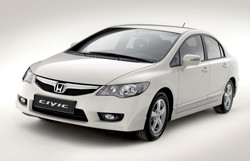 Honda présente la Honda Civic Hybrid légèrement restylée