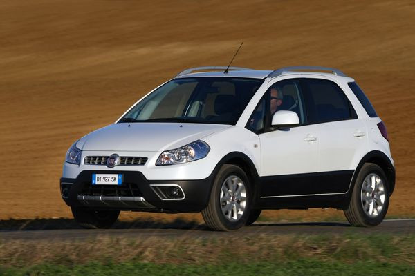 Le nouveau Fiat Sedici présenté à Francfort
