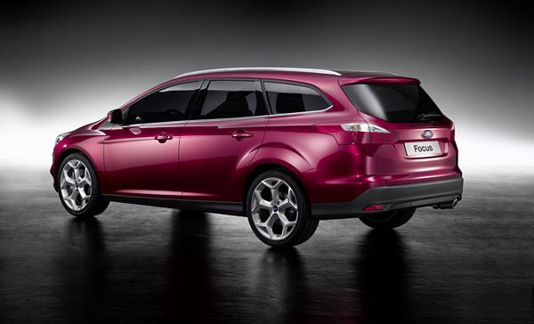 Ford dévoile la nouvelle Focus Clipper au salon de l'automobile de Genève