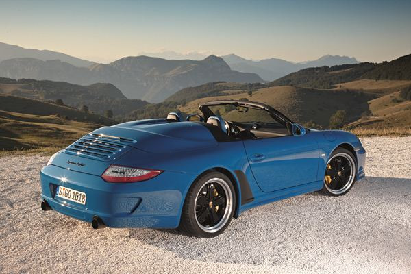 Porsche lève le voile sur la quatrième génération de la Porsche 911 Speedster