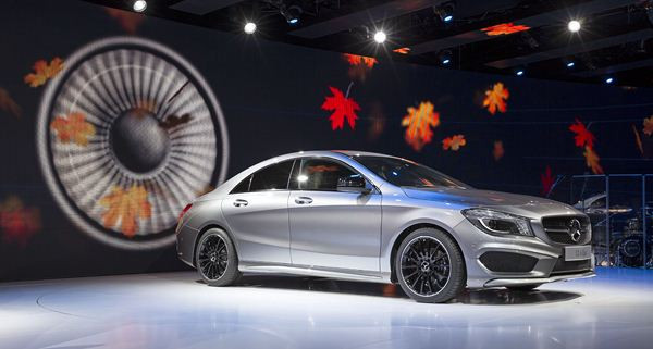 Mercedes dévoile le nouveau coupé à quatre portes dépourvues de montant CLA