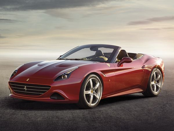 La nouvelle Ferrari California T se dote d'un moteur turbo à 8 cylindres