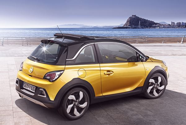 L'Opel Adam Rocks affiche un style de mini-crossover trois portes urbain