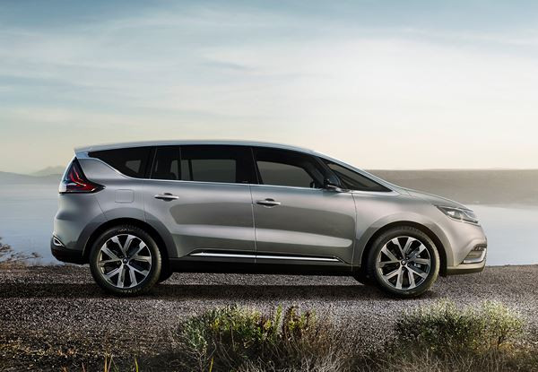Le Renault Espace se réinvente sous les lignes d'un grand crossover