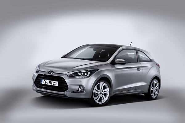 La Hyundai i20 se décline en coupé musclé