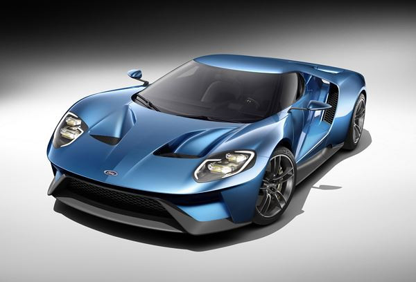 Ford lève le voile sur la future super sportive Ford GT au salon de Détroit
