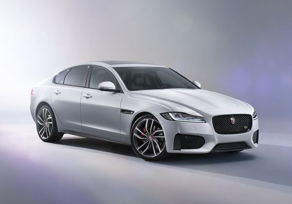 Une nouvelle Jaguar XF plus légère et plus efficace