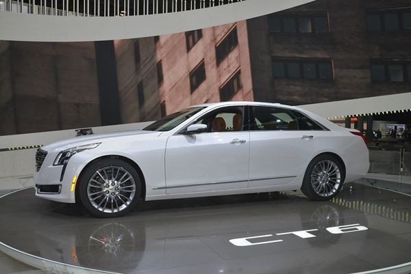 La Cadillac CT6 étend le haut de gamme de la marque américaine