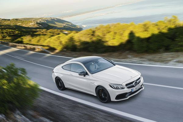 La Mercedes-AMG C 63 Coupé revendique une identité technique et visuelle propre