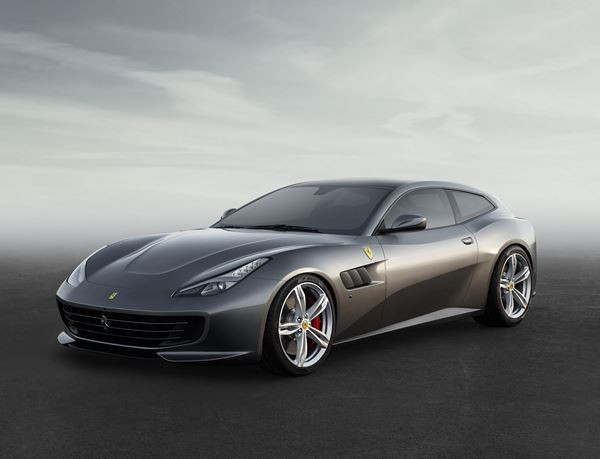 La Ferrari GTC4Lusso intègre le système de direction des roues arrière
