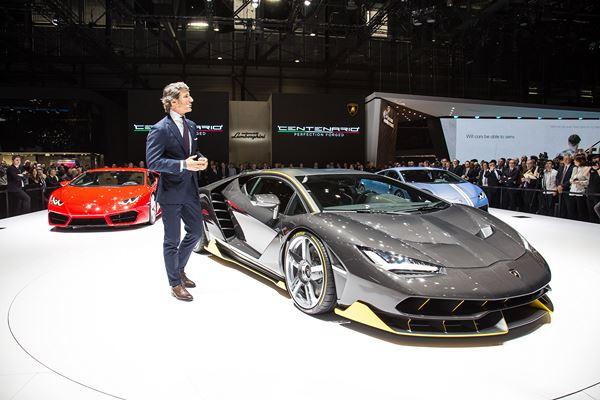La super-sportive Lamborghini Centenario embarque un V12 de 770 ch