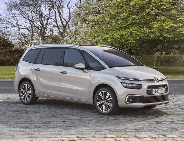 Le Citroën Grand C4 Picasso s'offre une nouvelle face avant