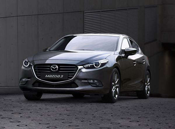La Mazda 3 2017 restylée reçoit de nouveaux équipements