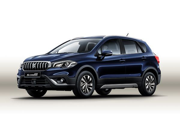 Le SUV compact Suzuki S-Cross restylé affiche une face avant repensée