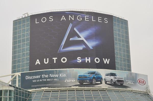 Dans les allées du salon automobile international 2016 de Los Angeles