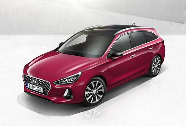 La déclinaison break de la Hyundai i30 s'offre une ligne de toit fuselée