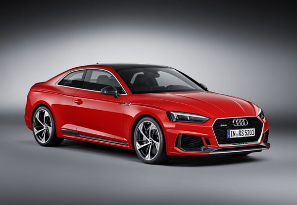 L'Audi RS 5 Coupé embarque un moteur 2.9 TFSI bi turbo de 450 ch