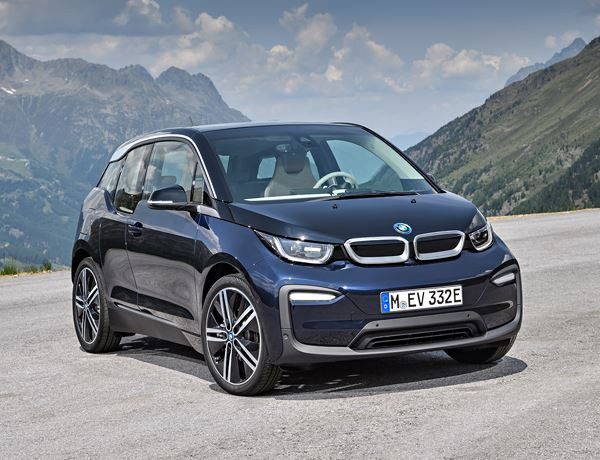 La BMW i3 s'offre des améliorations et une variante plus sportive